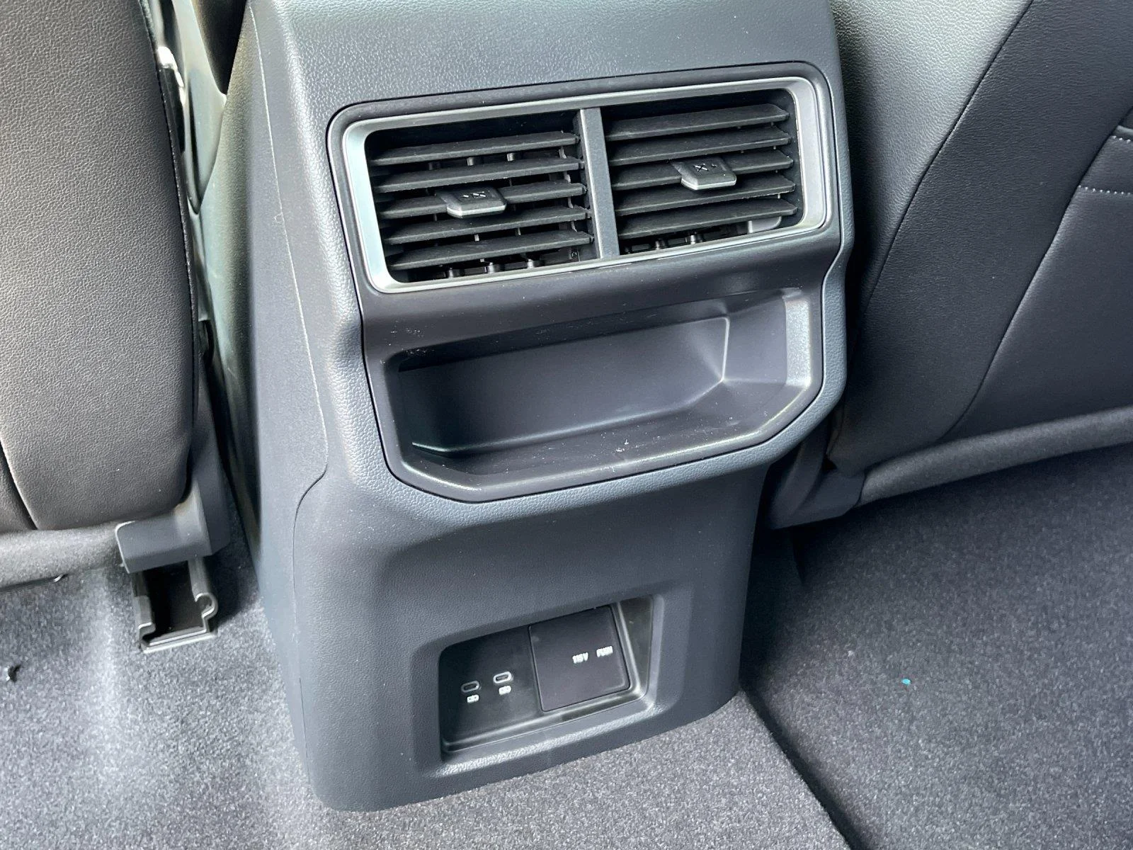 New 2026 Pure Gray Volkswagen 2.0T SE w/Technology image 33