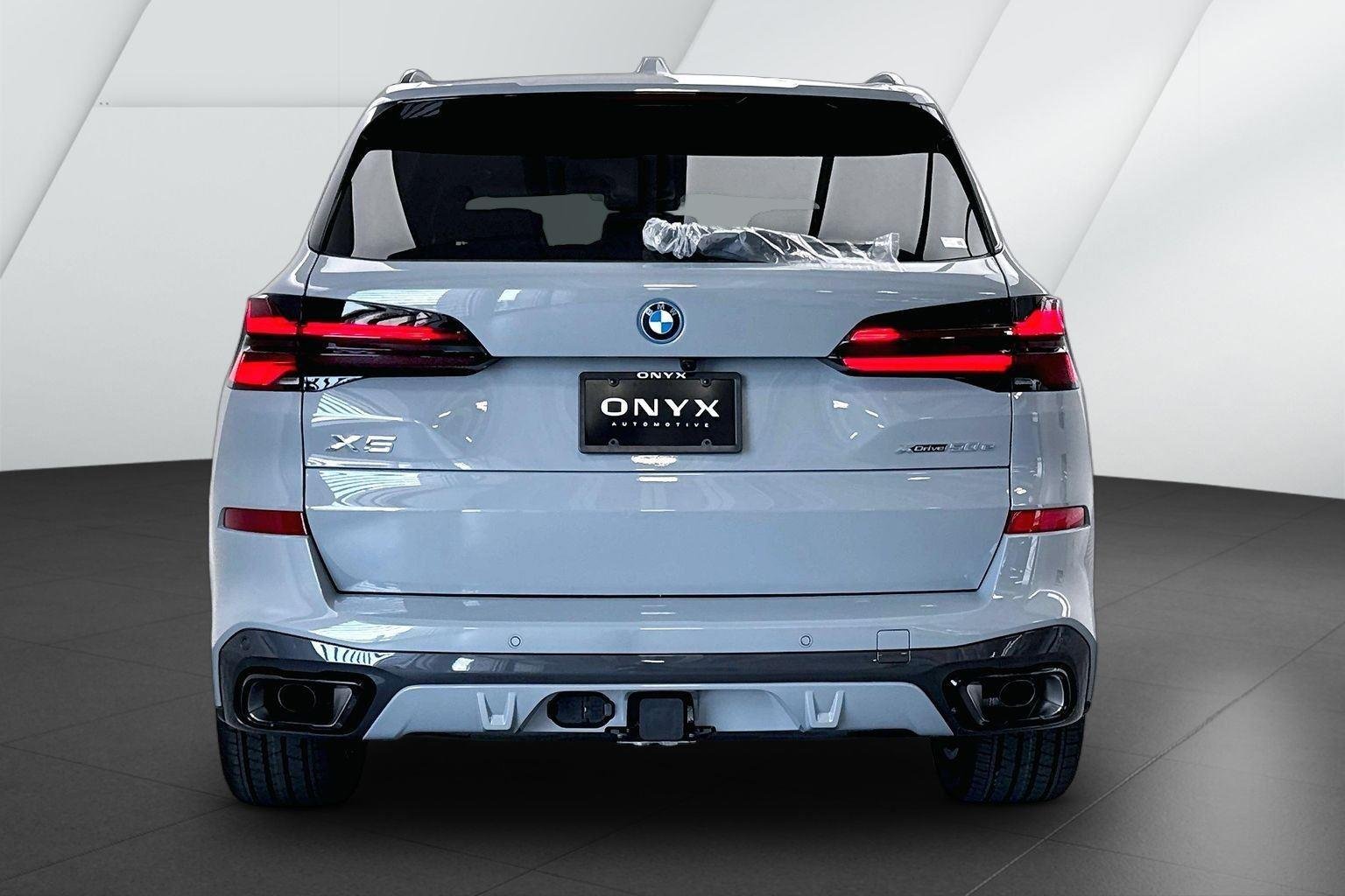 New 2026 Brooklyn Grey Metallic BMW xDrive50e image 7