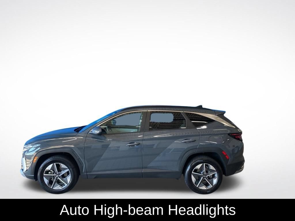 Used 2025 Grey Hyundai SEL image 16