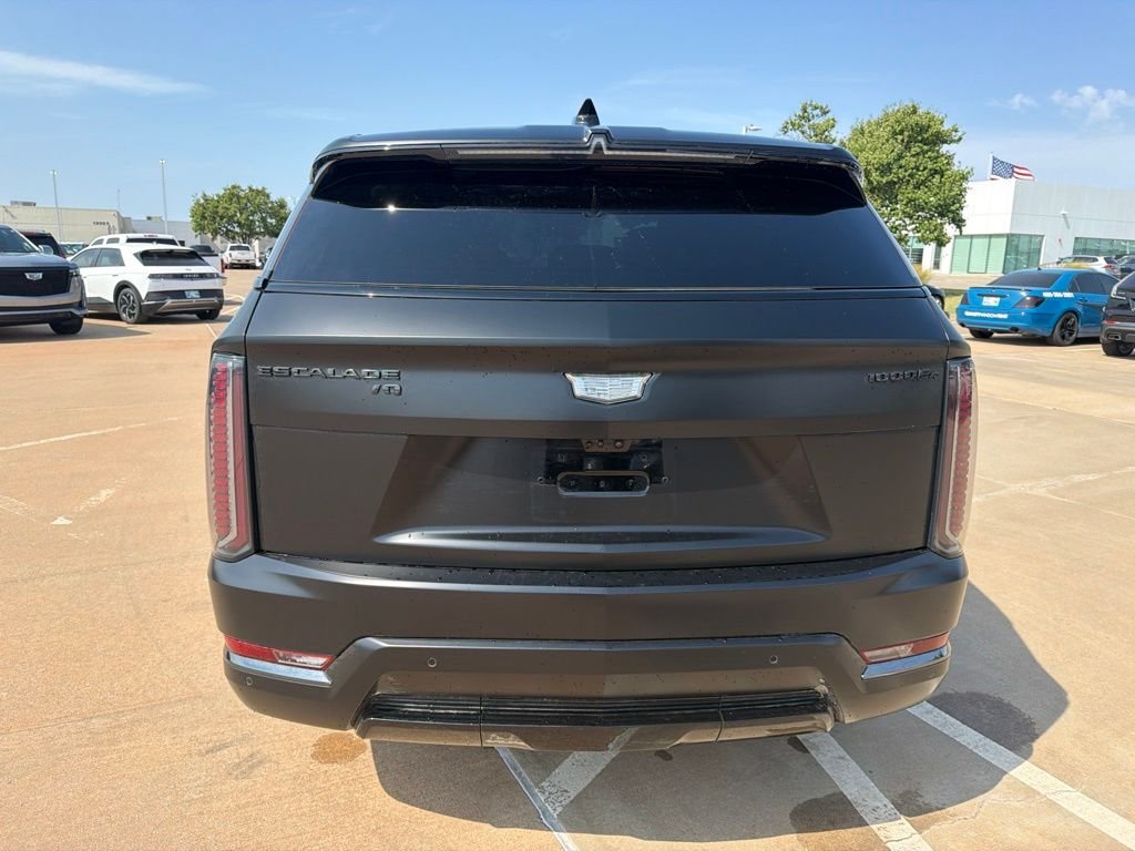 Used 2025 Black Cadillac Sport 2 image 3