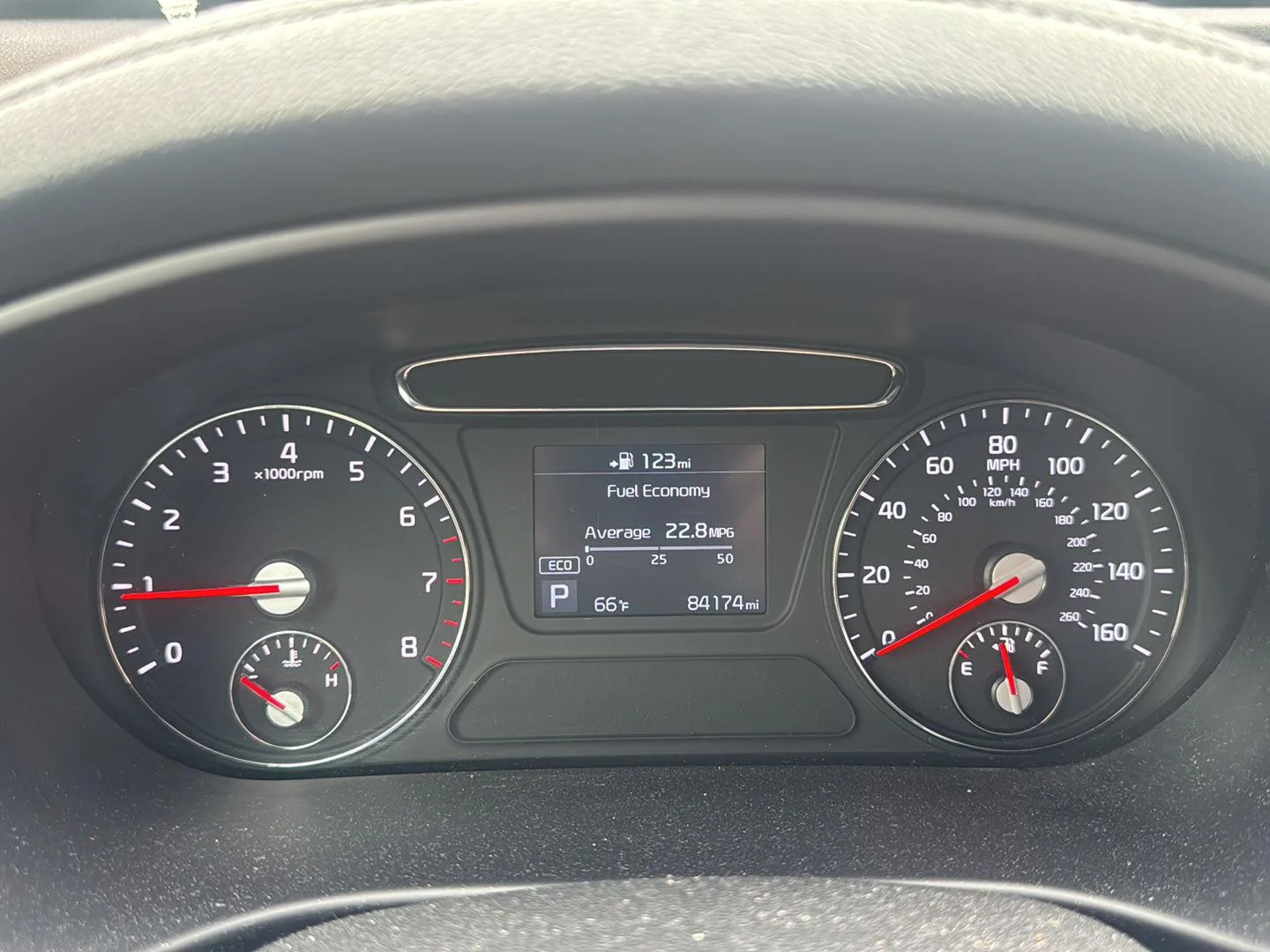 Used 2019 Sangria Kia LX image 16