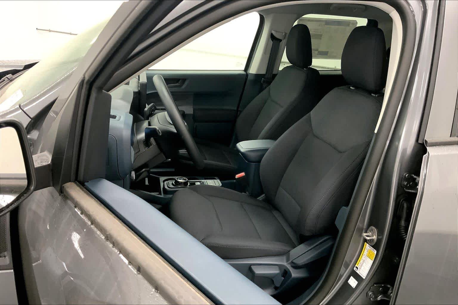 New 2026 M7/CARBONIZED G Ford XL image 8
