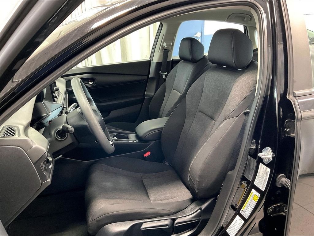 Used 2023 Black Honda LX image 10