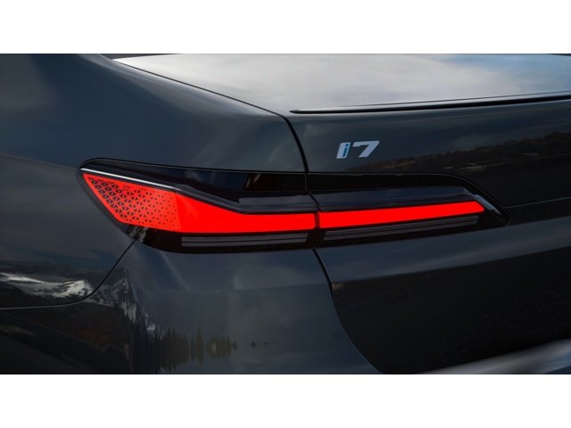 New 2026 Dravit Grey Metallic BMW eDrive50 image 8