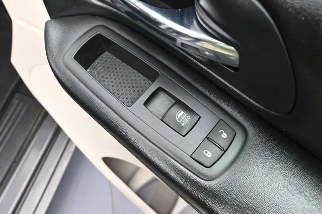 2016 Dodge Grand Caravan SXT - Photo 41