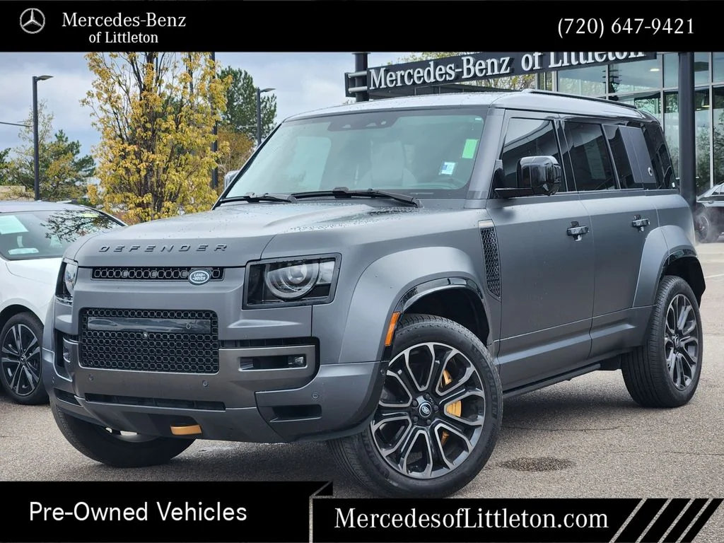 2025 Land Rover Defender 110 Octa P635's photo