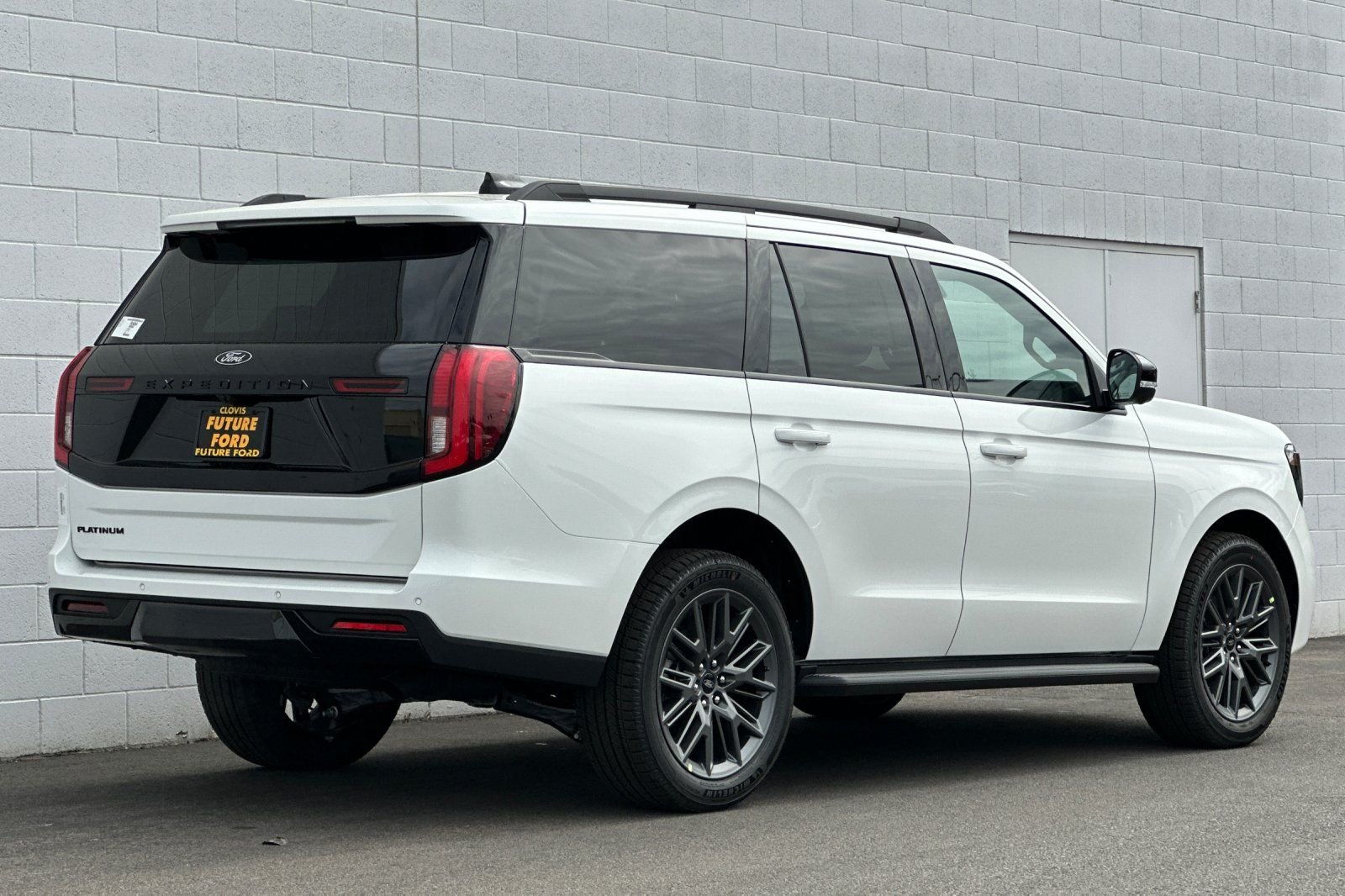 New 2026 White Ford Platinum image 3