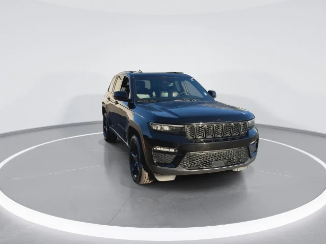Used 2025 Black Jeep Limited image 3