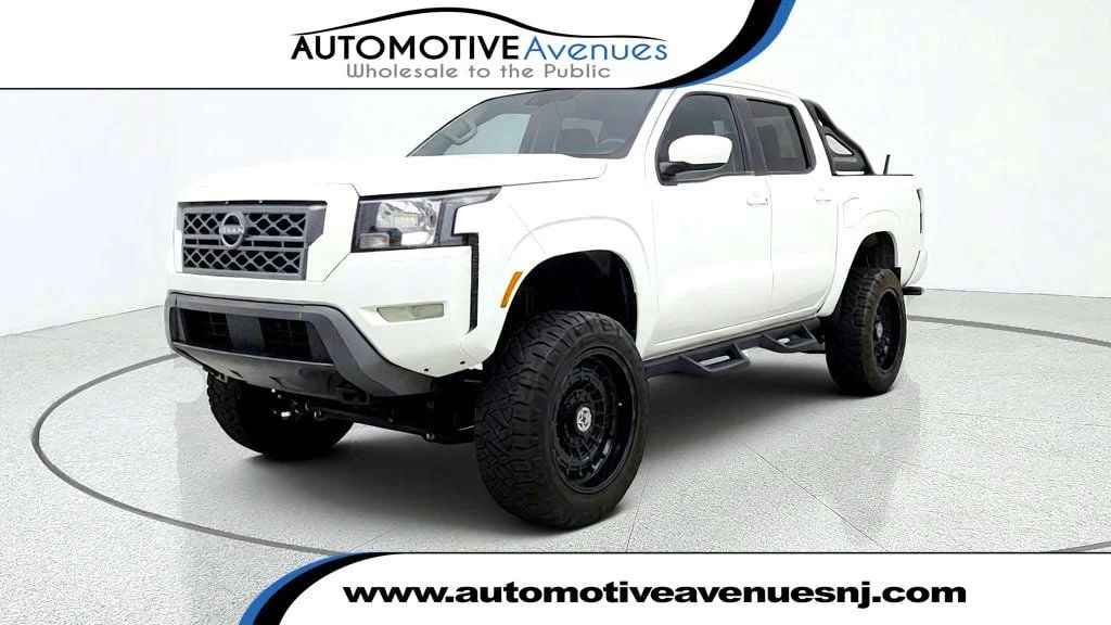 2023 Nissan Frontier SV 4WD photo