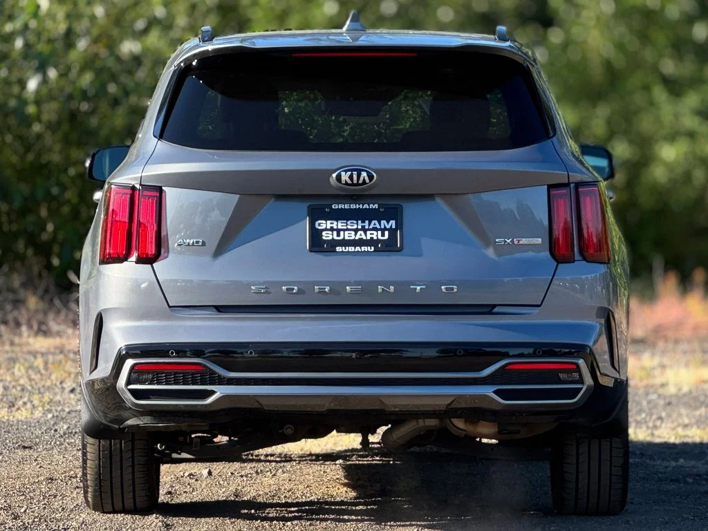 Used 2021 Everlasting Silver Kia SX image 6