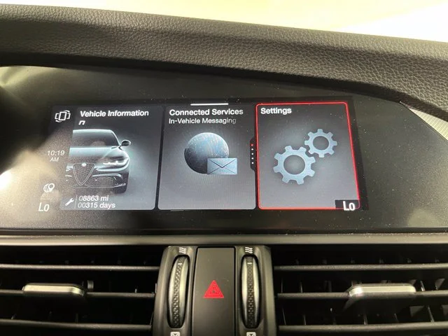2026 Alfa Romeo Giulia Base - Photo 30