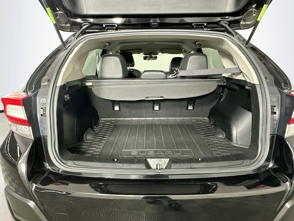 Used 2018 Crystal Black Silica Subaru 2.0i Limited image 25