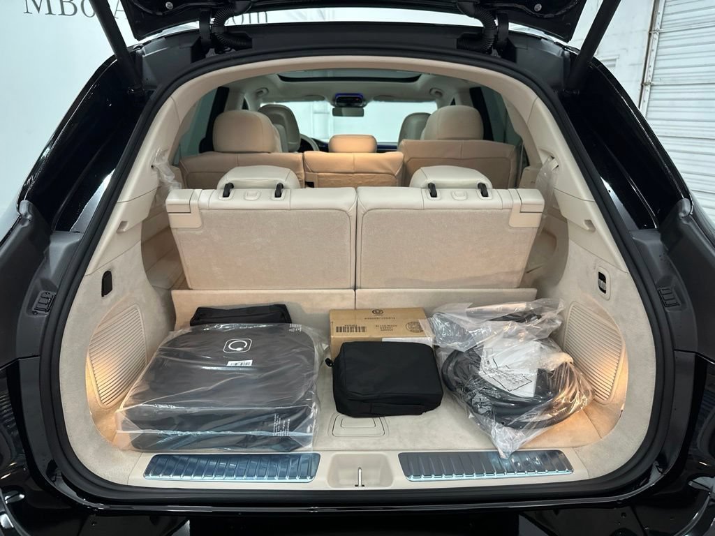 New 2027 Black Mercedes-Benz EQS 400 image 56