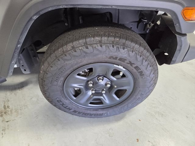 Used 2025 White Jeep Sport image 15