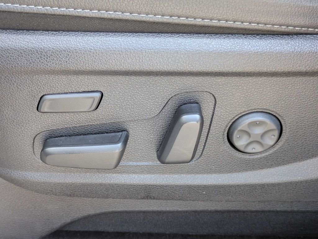 Used 2025 Gray Kia SX X-Line image 24