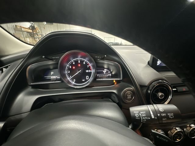 Used 2018 White Mazda Grand Touring image 14
