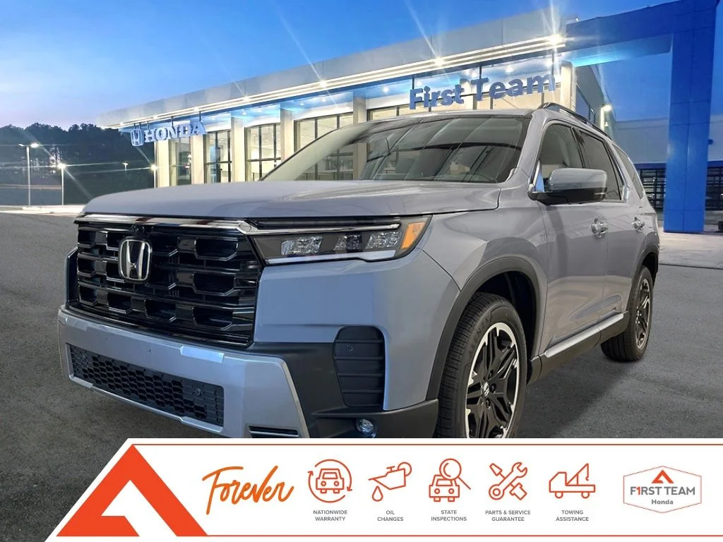 2026 Honda Pilot Touring Blackout AWD's photo