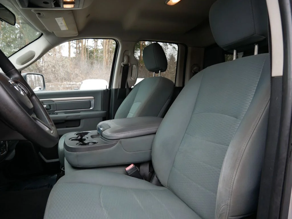 Used 2017 Silver Ram SLT image 14
