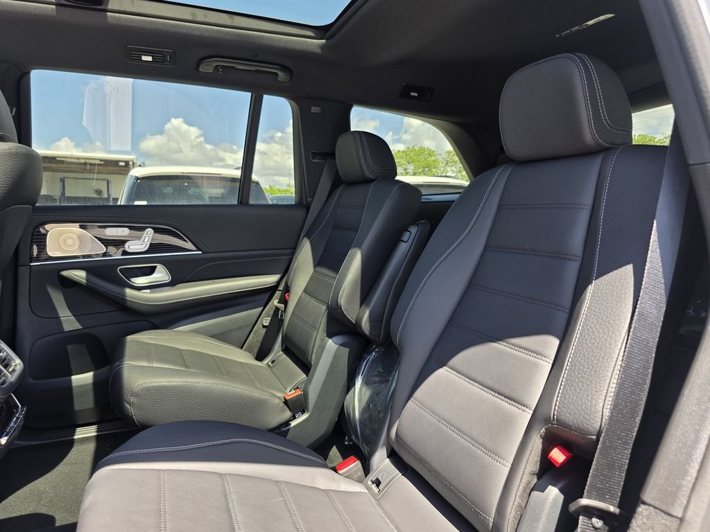 New 2026 Silver Mercedes-Benz GLS 580 image 15