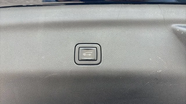 Used 2022 Black Chevrolet RST image 36