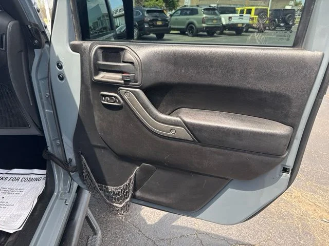 Used 2014 Gray Jeep Unlimited Sport image 26