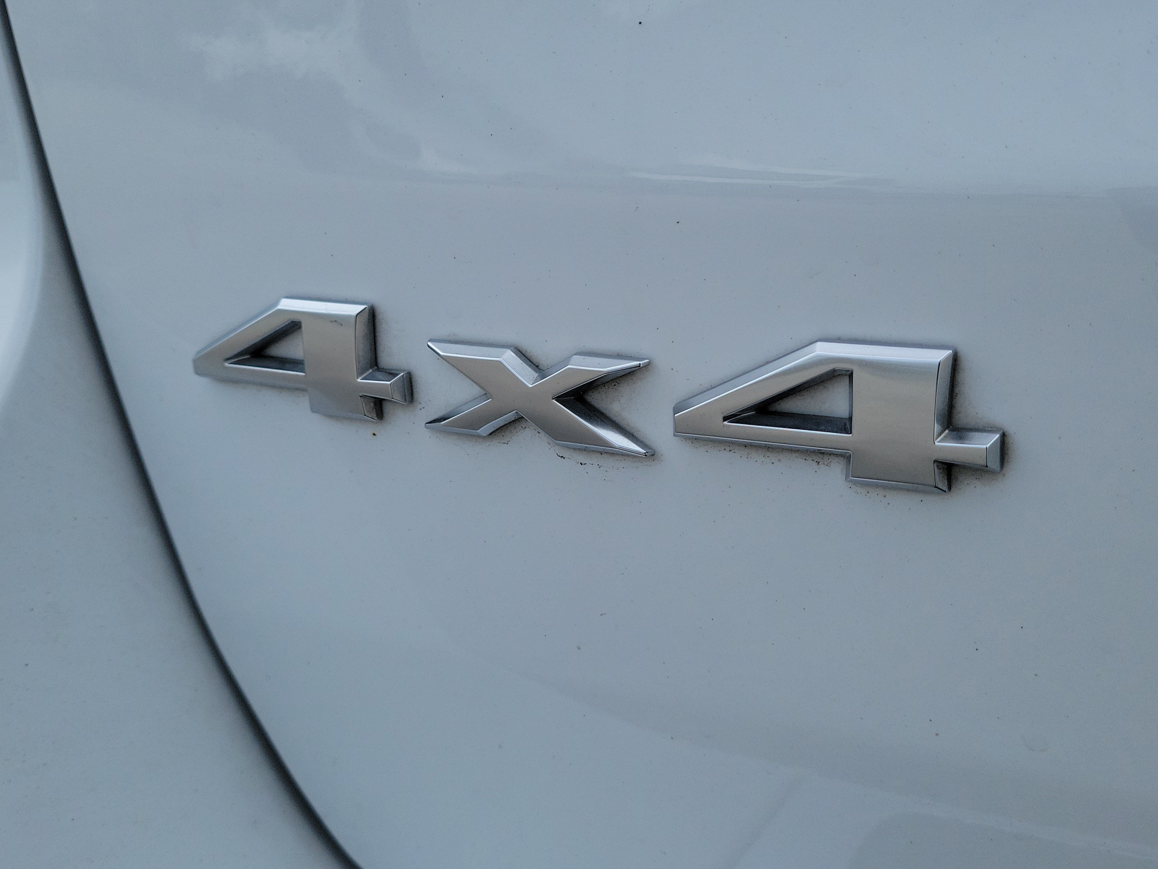 Used 2018 Bright White Clearcoat Jeep Sterling Edition image 9