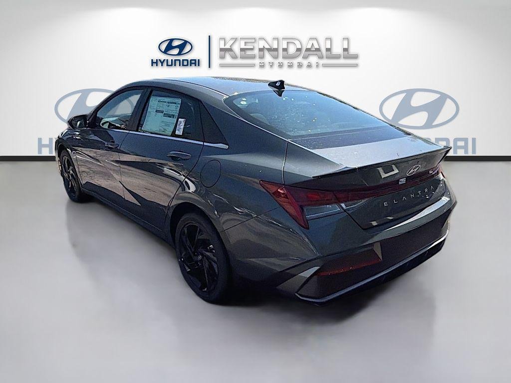 New 2026 Ecotronic Gray Hyundai SEL Sport Premium image 4