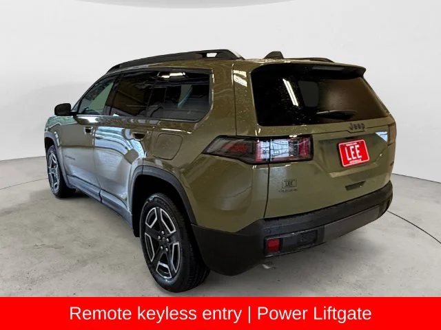 New 2026  Jeep Laredo image 3