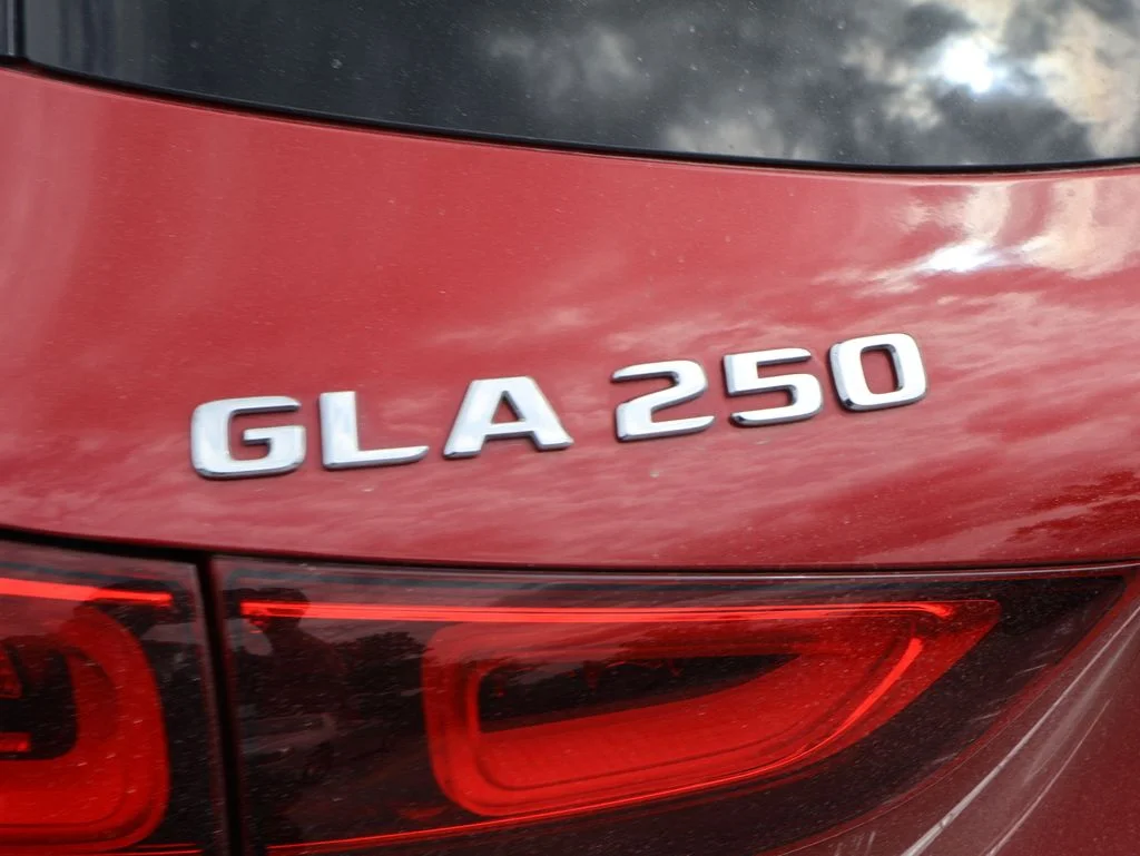 Used 2021 Patagonia Red Metallic Mercedes-Benz GLA 250 image 15