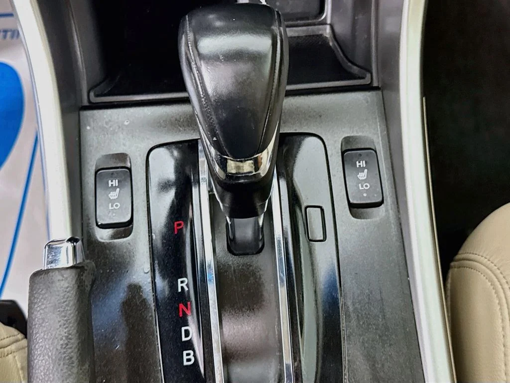 Used 2015 White Honda Touring image 20