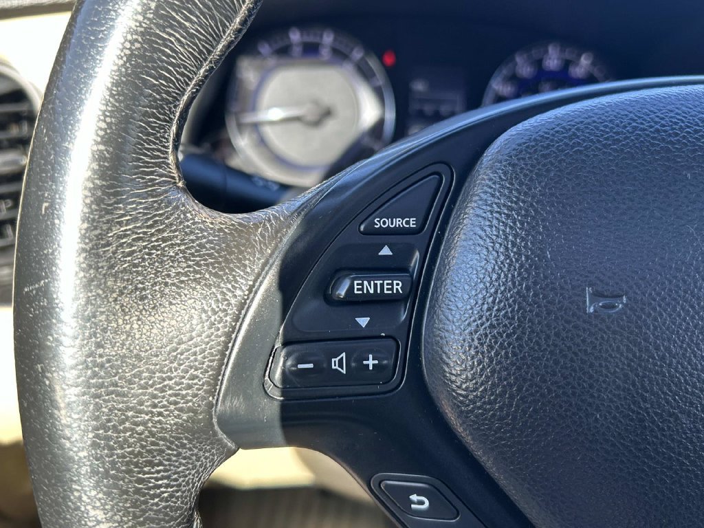 Used 2017 Black INFINITI Base image 20