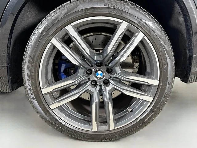 Used 2021 Black BMW  image 32