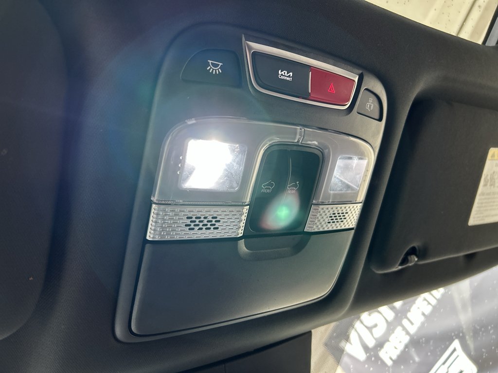 Certified Used 2025 Glacial White Pearl Kia SX image 27