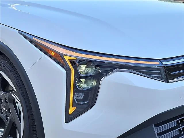 New 2026 Snow White KIA EX (IVT) image 6
