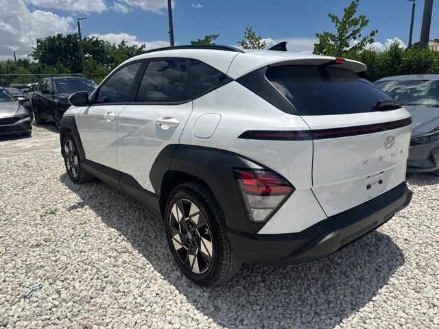 2024 Hyundai Kona SEL - Photo 7