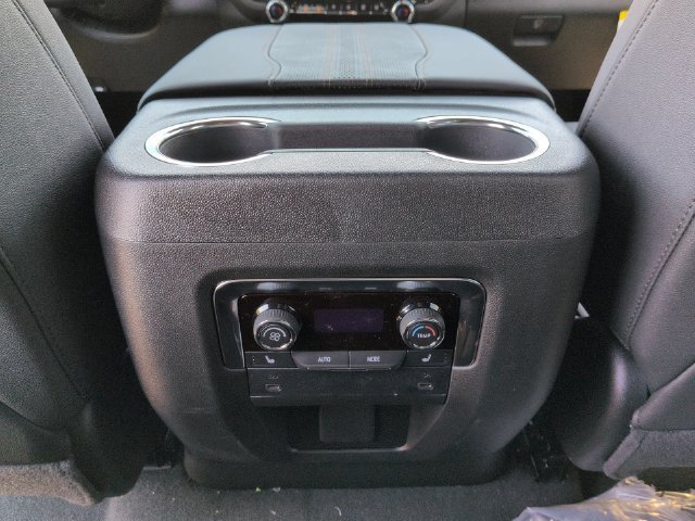 New 2026 Polar White Tricoat Chevrolet High Country image 24