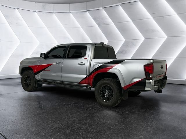 Used 2021 Silver Toyota SR5 image 6