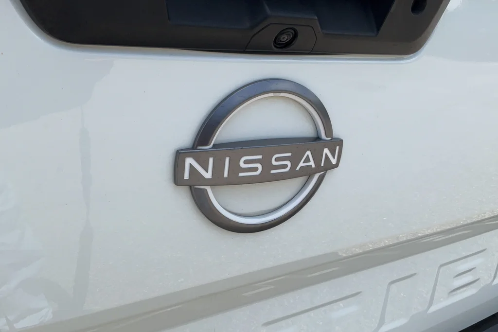 2022 Nissan Frontier SV - Photo 30