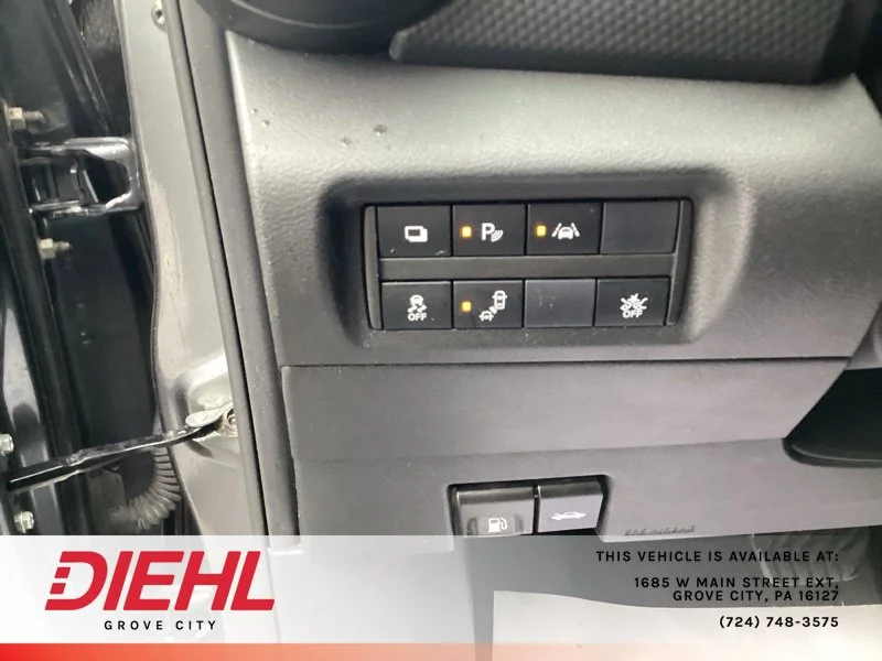 Used 2021 Gray Nissan S image 22