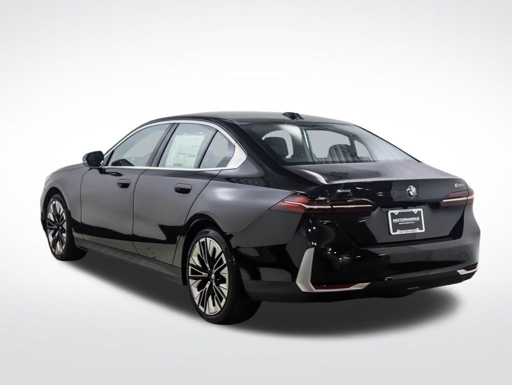 2026 BMW 5 Series 530i - Photo 3