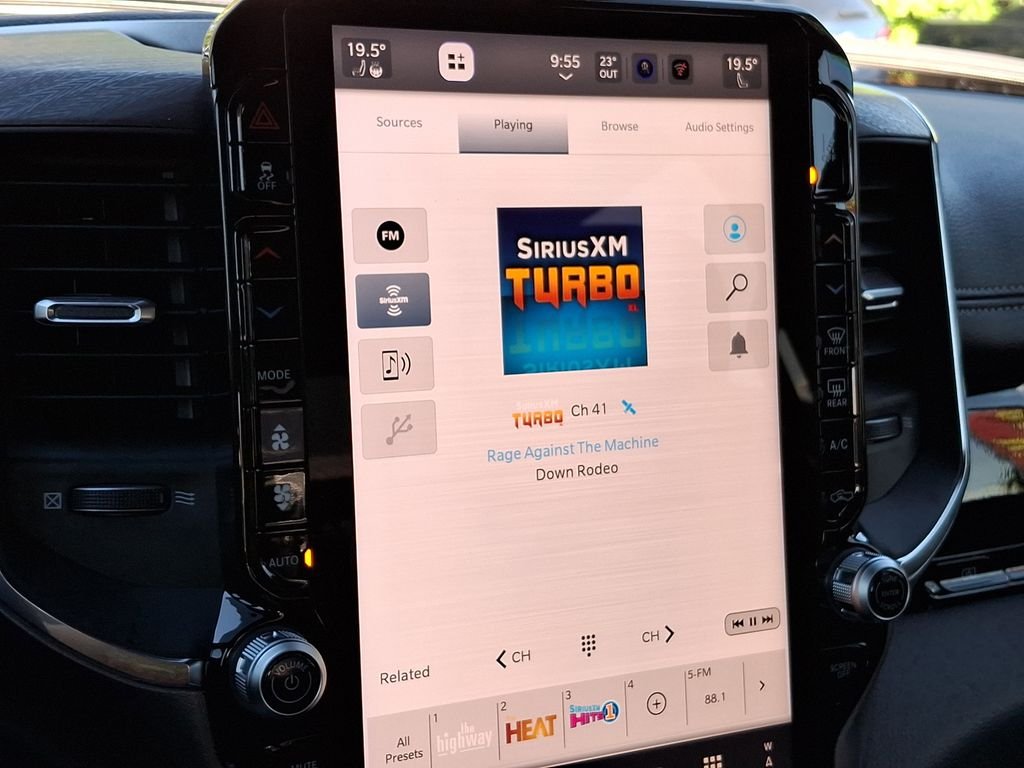 2025 RAM 1500 Laramie - Photo 23