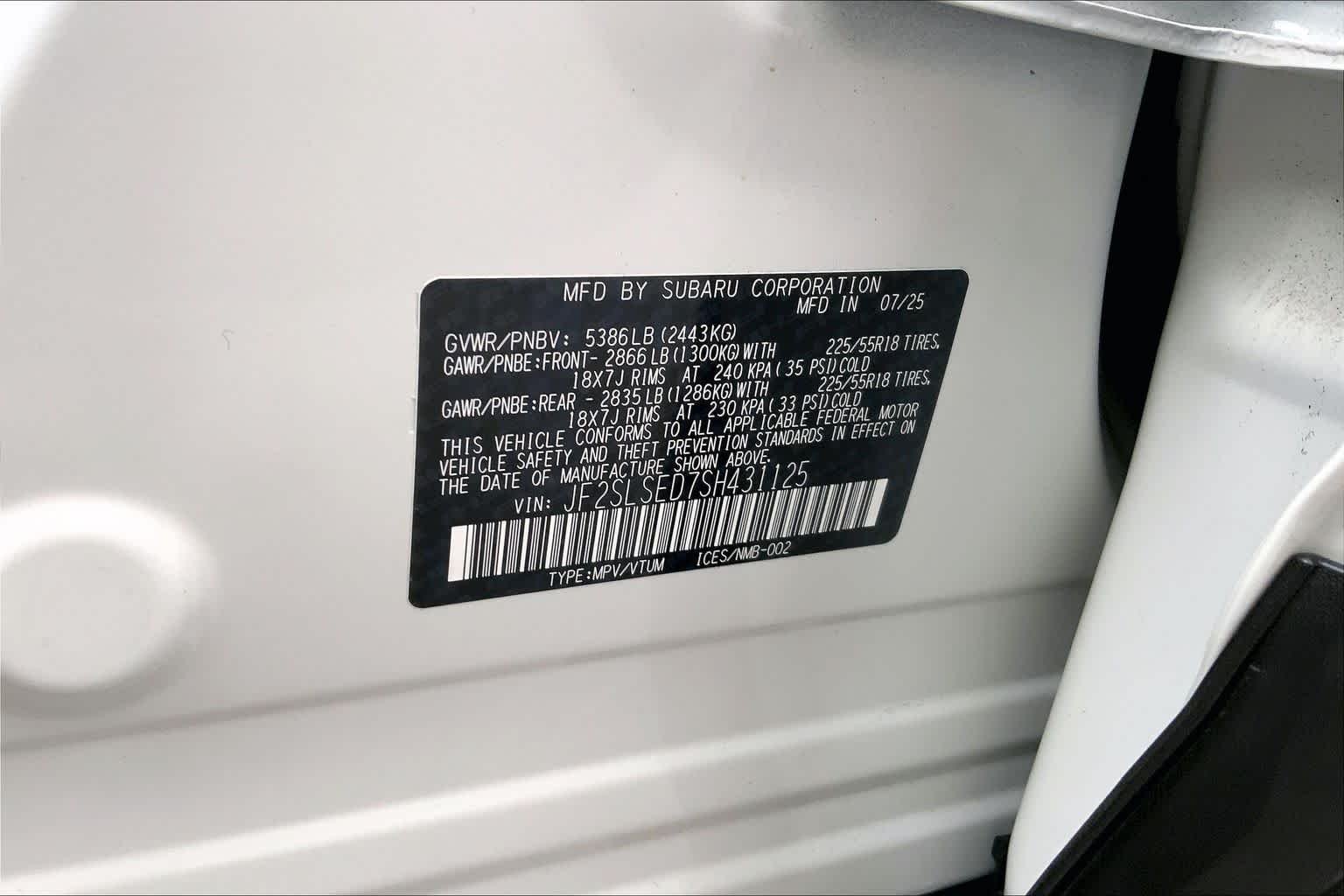 Used 2025 Crystal White Pearl Subaru Premium Hybrid image 29