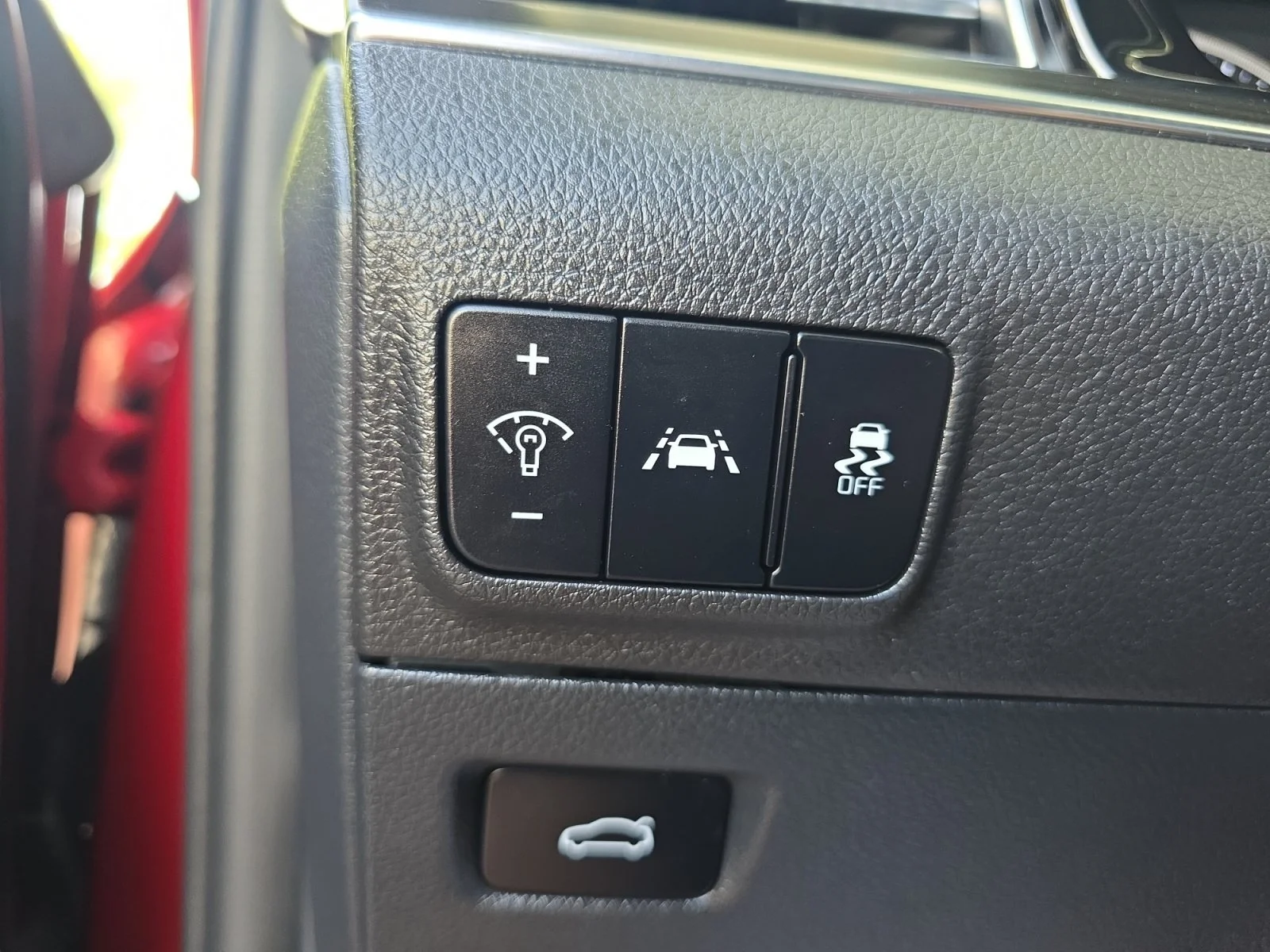 Used 2021 Passion Red Kia GT image 26