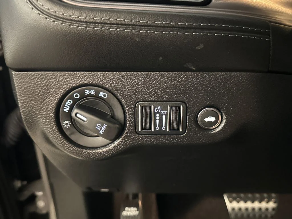 Certified Used 2023 Gray Dodge SXT image 19
