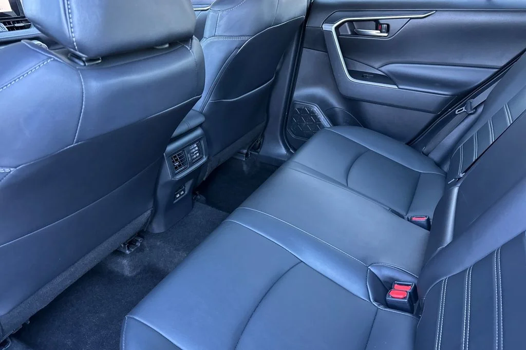 2024 Toyota RAV4 XLE Premium - Photo 12