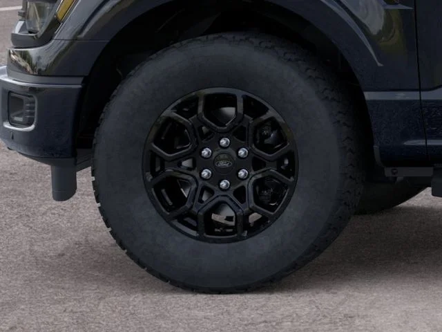 New 2026 Agate Black Metallic Ford XLT image 19