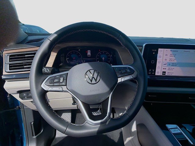 2026 Volkswagen Atlas SE w/Tech - Photo 10