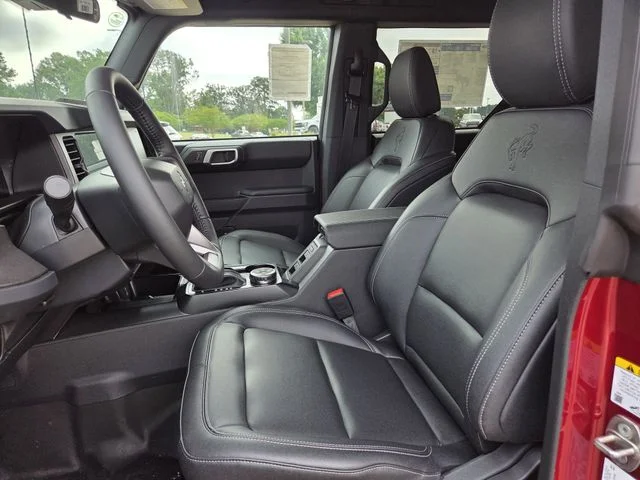 New 2025 Ruby Red Metallic Tinted Clearcoat Ford Badlands® image 33