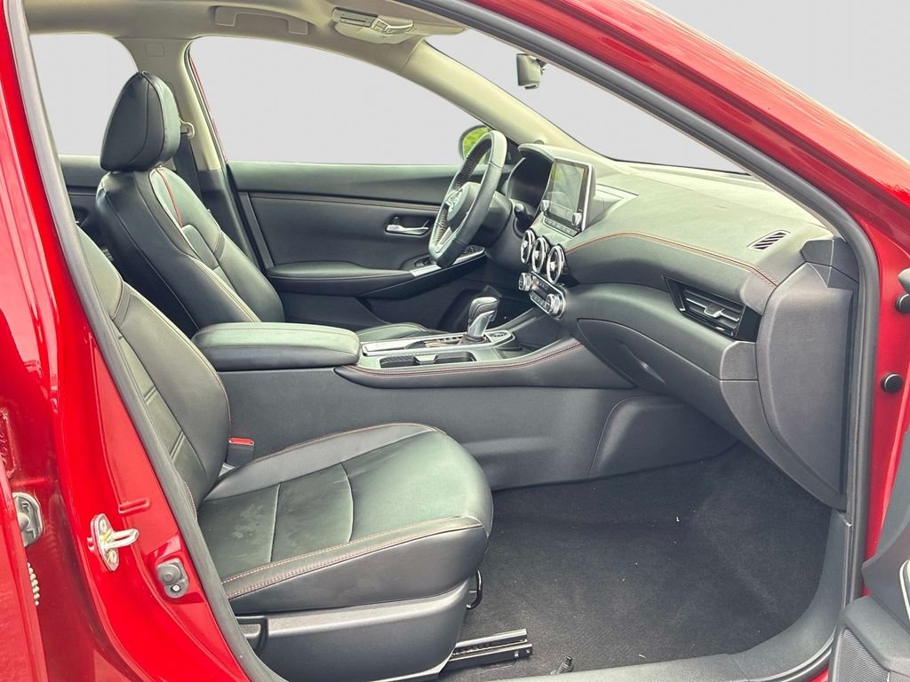 Used 2022 Red Nissan SR image 7
