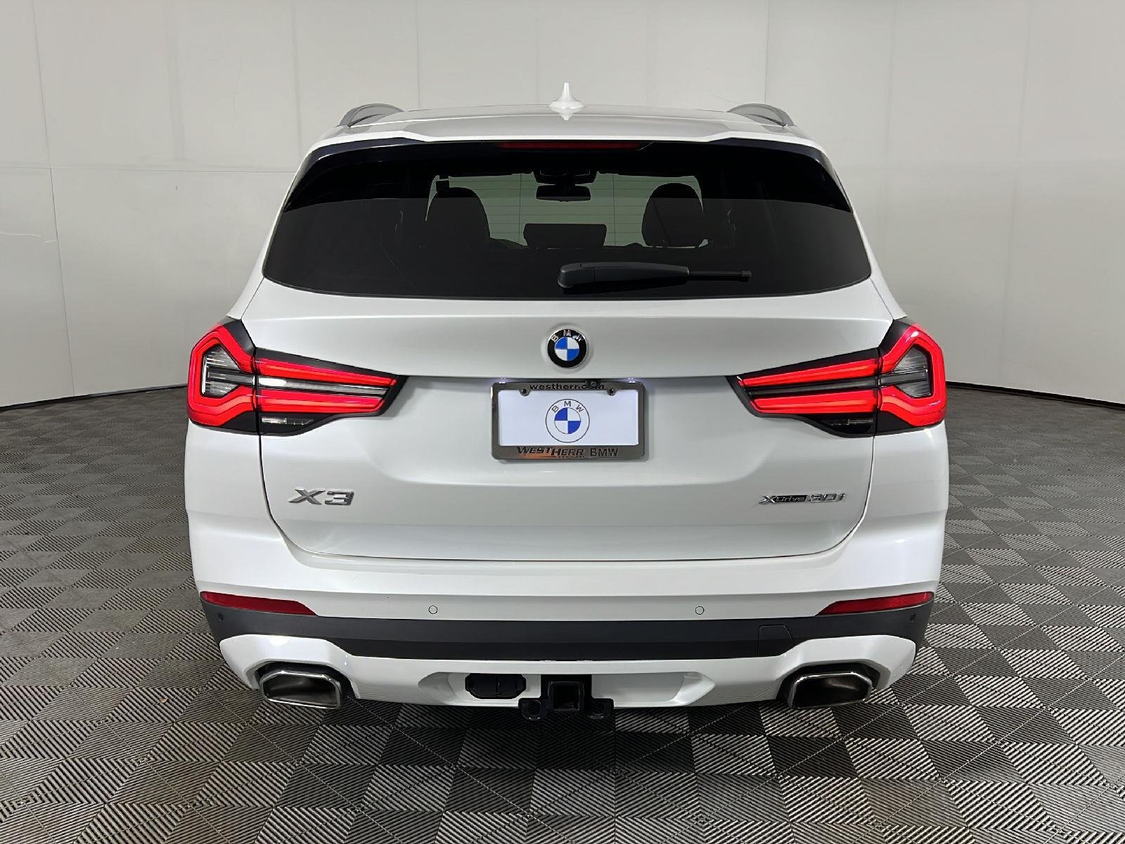Used 2022 Mineral White Metallic BMW xDrive30i image 6